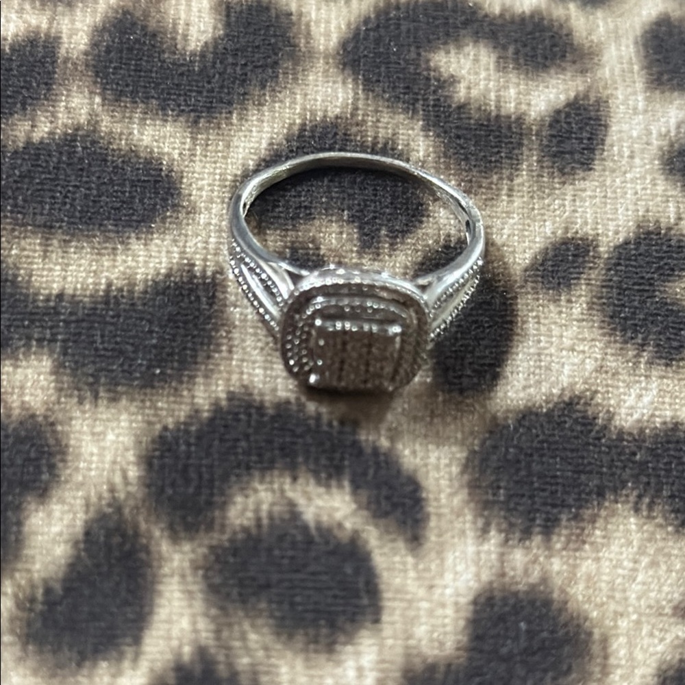 Elegant Silver 925 Ring